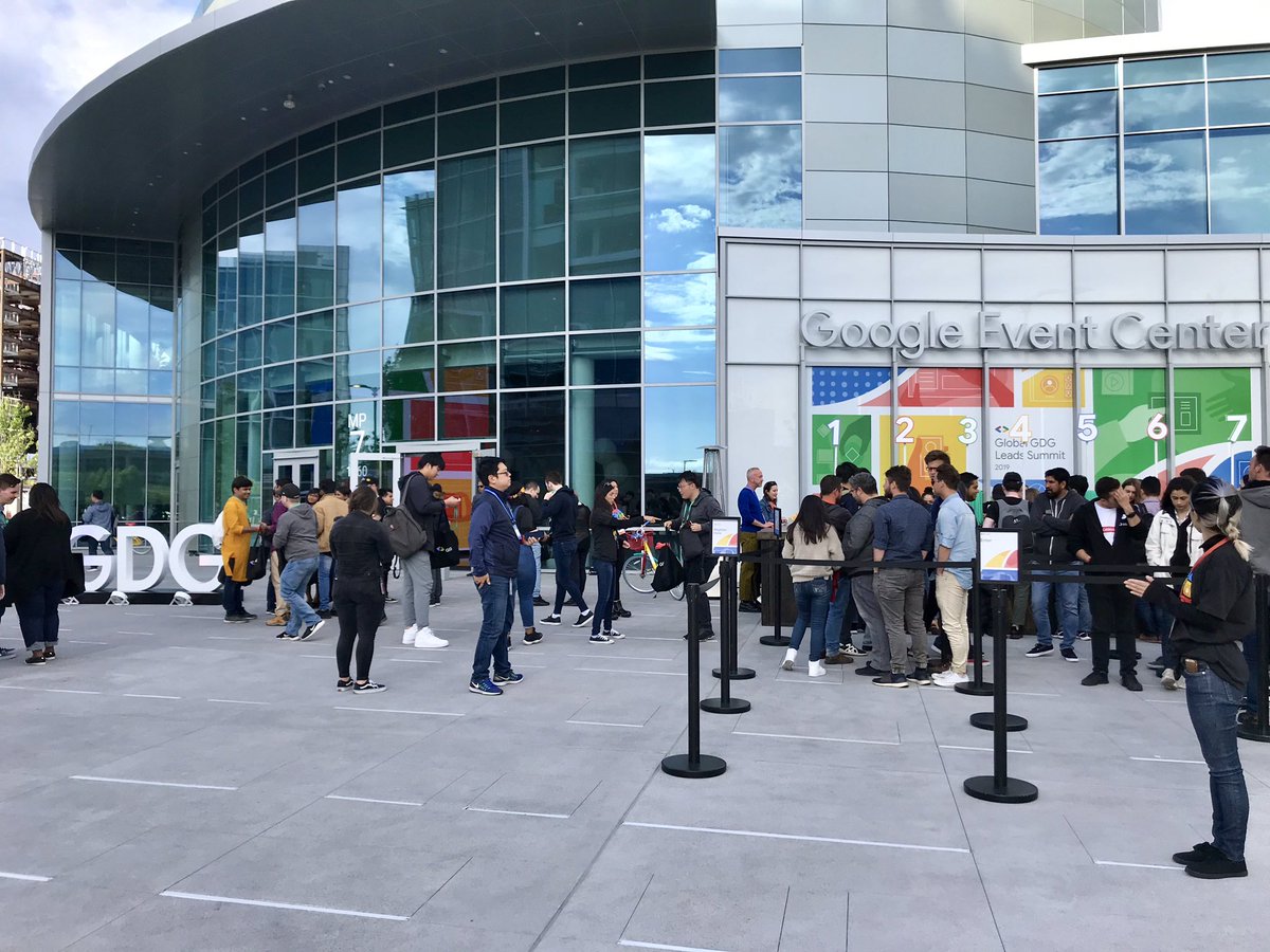 Today we welcome over 500 GDG leads at the Global #GDGSummit in Mountain View, CA! A training and celebration of all the developer community leaders around the world!