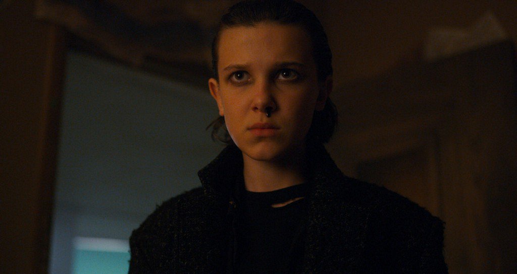SYFYWIRE's tweet photo. She's too good for Westeros anyway! #StrangerConNJ #MillieBobbyBrown https://t.co/YElezNqitr https://t.co/FuMD8w9PZj