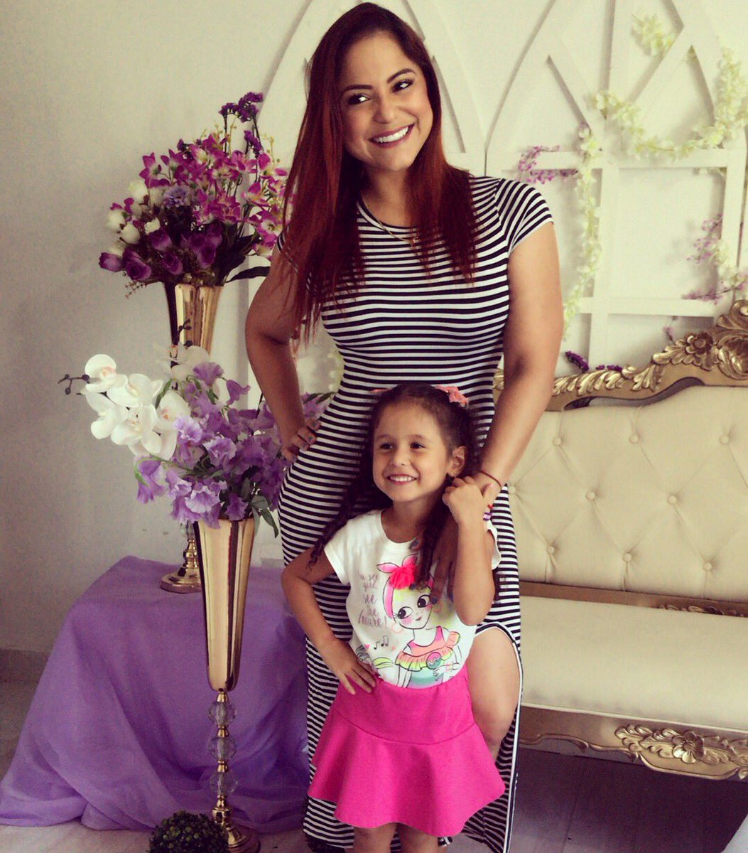 EscuderoSandra's tweet photo. 💕Amor puro y verdadero 💕
#emmastyle #madres #mayo #picoftheday https://t.co/31juJG1bTI