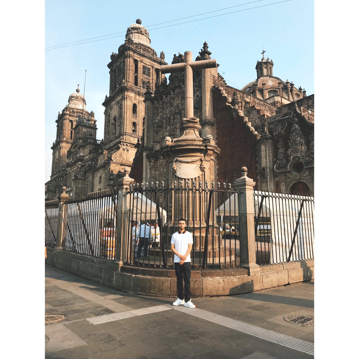 JR3FLY's tweet photo. I’m dope like the packs across the border #DownSouthMex #BrickNigga #3FLY #CincoDeMayo 🇲🇽🇲🇽🇲🇽 https://t.co/IxbMfdp7mB