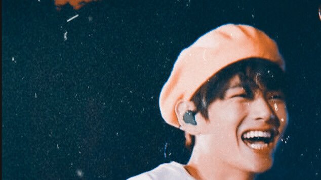taekook𑁤 tweet media