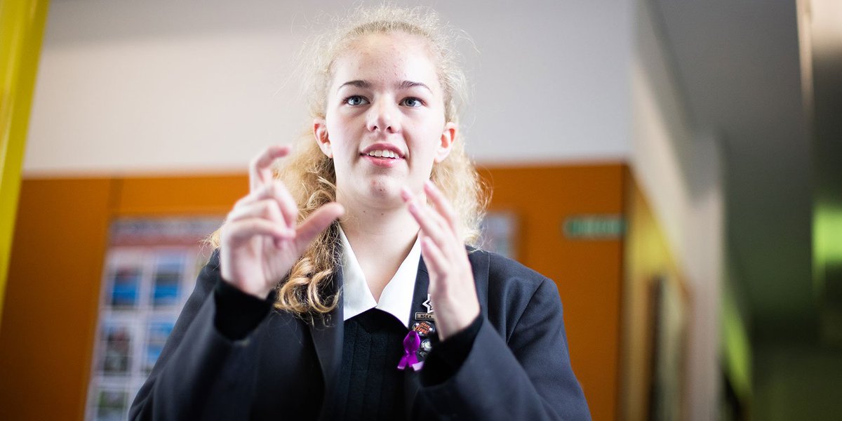 EdCentralNZ's tweet photo. Student-led signing club creates inclusion and is helping Wellington students communicate while also raising awareness of one of New Zealand’s three official languages. https://t.co/GSPZu9ySFm #nzsignlanguage #NZSLWeek https://t.co/cNfGhFV0Ny