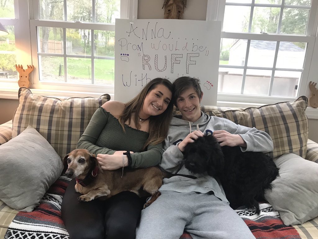 WildcatProm's tweet photo. Nick M. took the opPAWtunity to FETCH Anna R. as his date FUR senior prom!!! 🐶 https://t.co/eDfi0Na7TZ