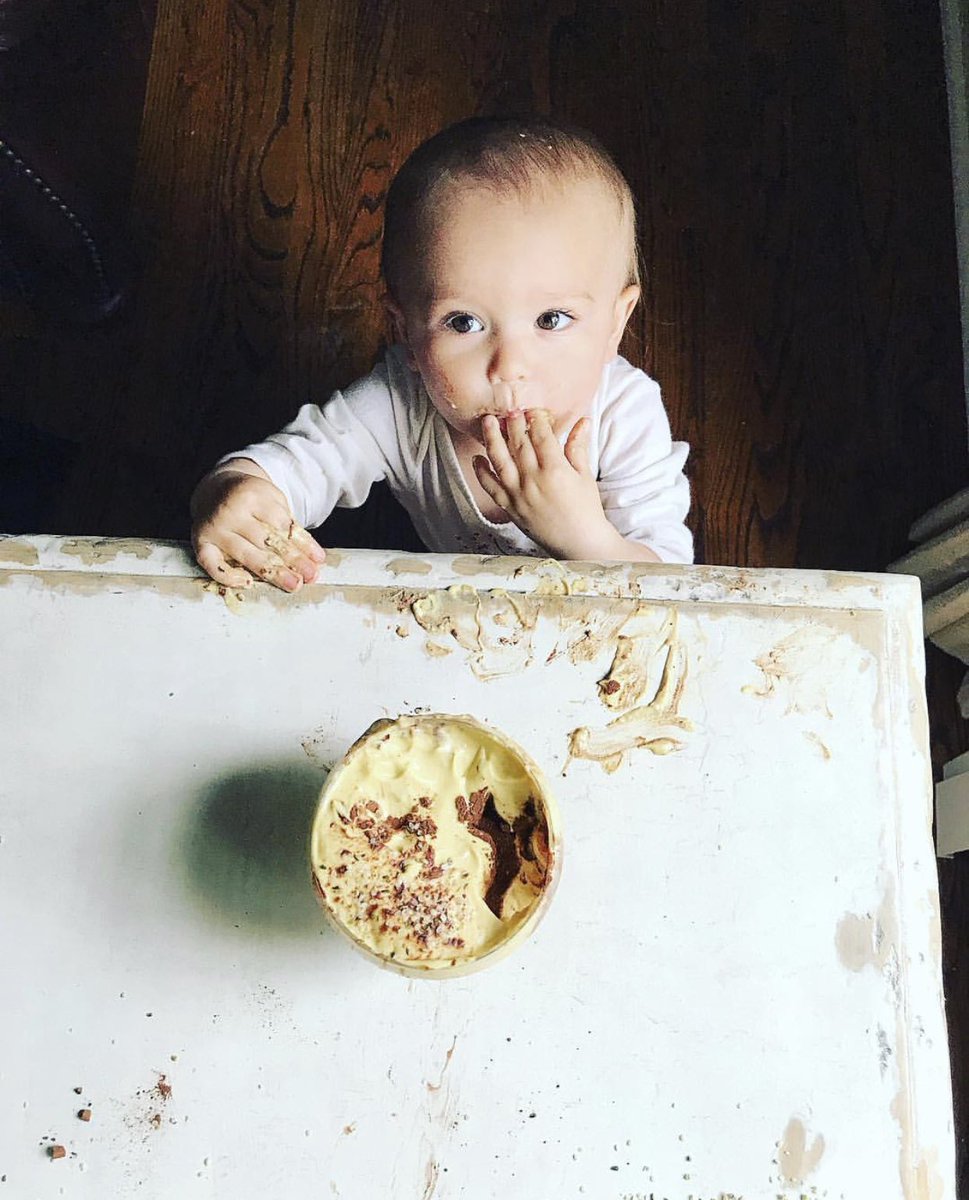 evohemp's tweet photo. Hemp food for kids. These mighty seeds are a great source of protein and omega-3 and absolutely perfect for little ones as they don’t add much volume to meals but have a tremendous nutritional impact.

#Hemp #smoothie by @dabblingchef #evohempInside https://t.co/nQYurHjI56