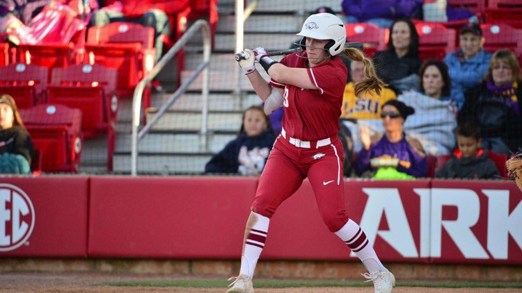 doriancraft's tweet photo. .@RazorbackSB completes sweep, defeat No. 23 Auburn on Senior Day.
This was a group of seniors that as freshman were swept by the Tigers, losing the series a combined 54-0. Complete turnaround.
MORE: https://t.co/Ll955vre9I
@THV11 #WPS #TusksOut
📸 Arkansas Athletics https://t.co/ed8Wk6LAXD