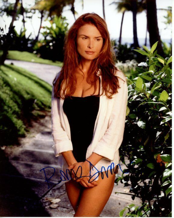 Happy Birthday, Roma Downey!   