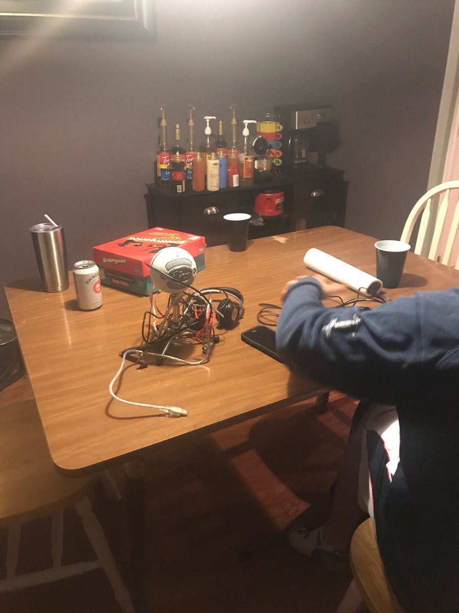 simple_mind_pod's tweet photo. History in the making! @MastermindWithi and @Simplstic_Steph recording live together for the first time ever! https://t.co/qNUBliOpfK