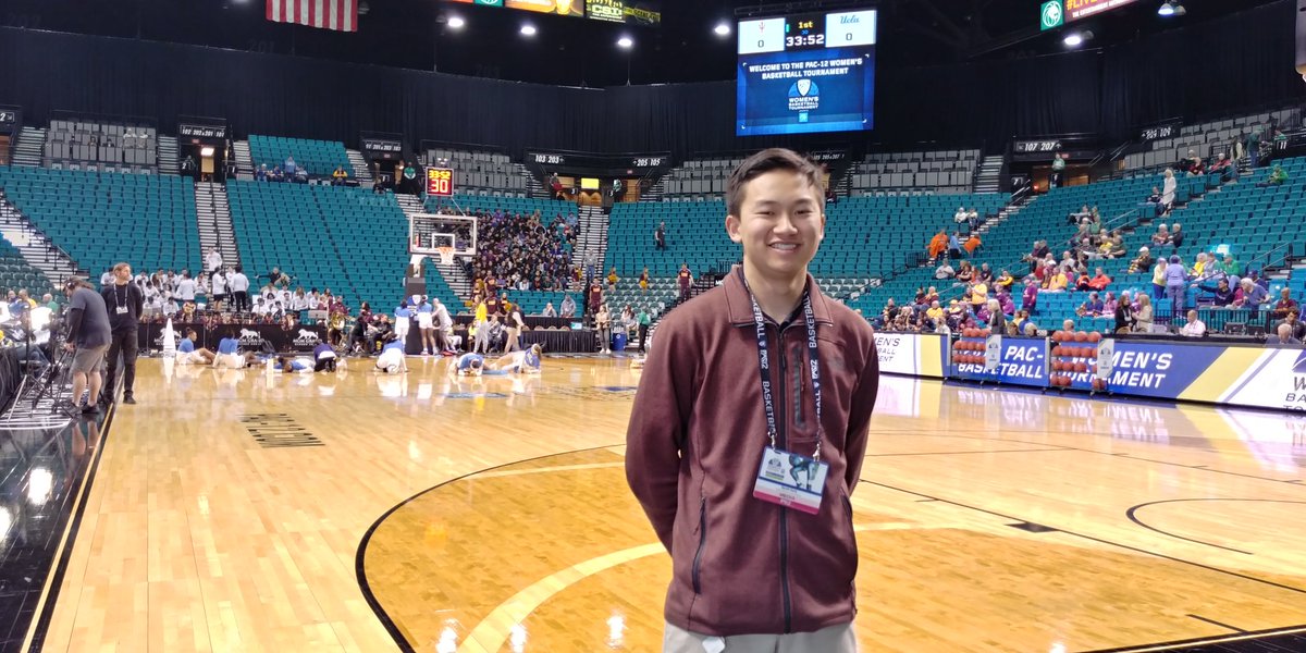 HeyGKwok's tweet photo. Year 1: ☑️
Never thought I would do so much in my first year. Thanks again to @CronkiteSports and @Blaze_Sports for getting me my start and I can't wait to get back at it in August.
In the meantime, check out my reel of work from this past year.
https://t.co/Hv8WKa9Yg6 https://t.co/e4rBTniLGr