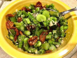 Seasonal garden math: it takes 2 pounds of fava pods to produce 1 cup of beans. Here's a tasty seasonal salad recipe of fava beans, asparagus, dried cherry tomatoes and an easy vinaigrette. sacdigsgardening.blogspot.com/2019/05/fava-b…