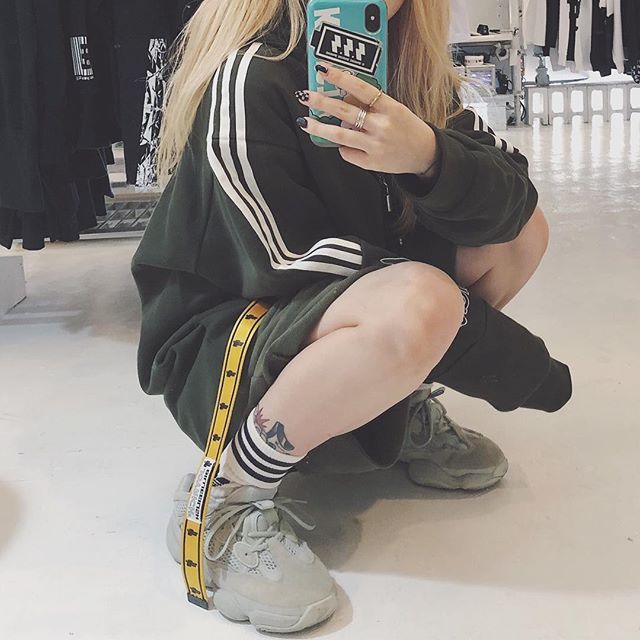 billie eilish yeezy