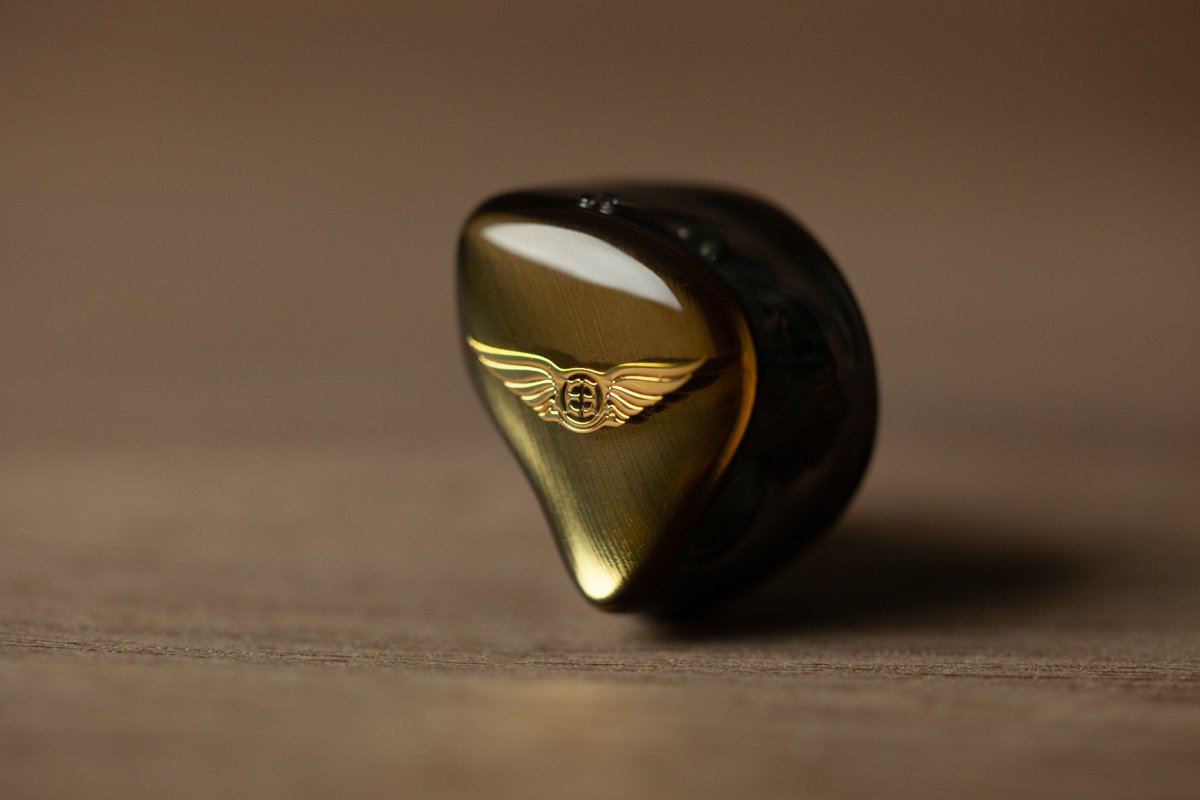 EMPIRE EARS Legend X Japan Gold EMPIRE EARS Legend X Japan Gold