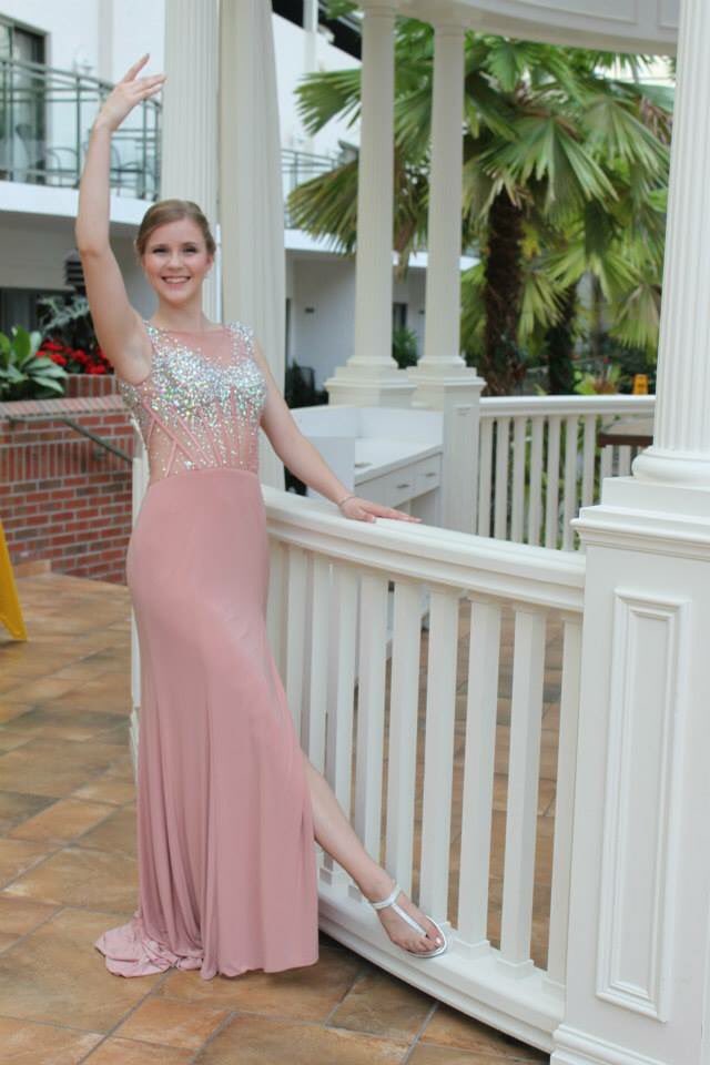 nics_lanoue's tweet photo. Okay this prom throwback thing is fun #prom2014 https://t.co/aCawnszw8O