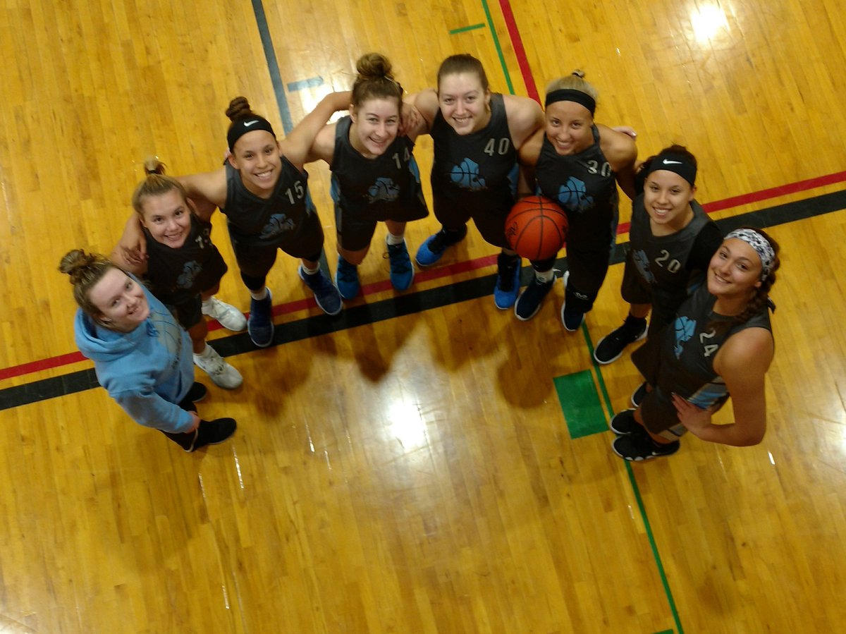 DerekSmith1971's tweet photo. Great tourney in South Bend for Michigan Premier White. They made it to the finals today with a tough loss by 3 to a good Always 100 team. #michiganpremier https://t.co/eLTL364gFa