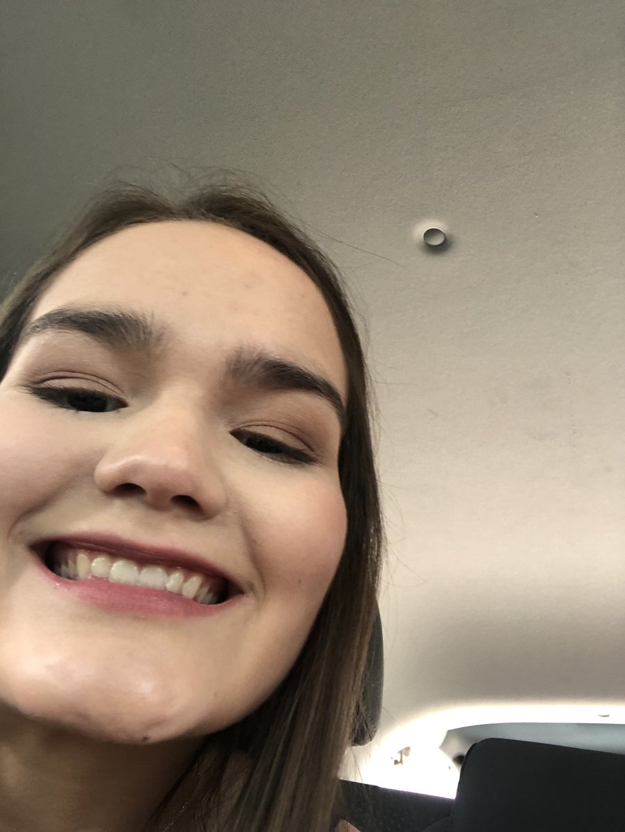 MerrellLlerrem's tweet image. Hi just popping in after being inactive for who knows how long..life is great, but super busy! (Just had prom last night that’s what the pics are from) I miss y’all!!