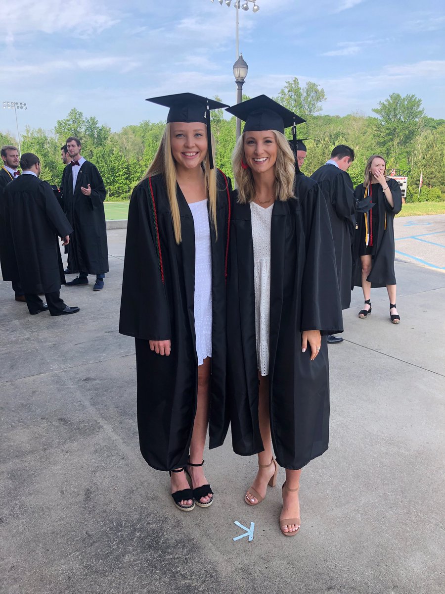NGU__WVB's tweet image. Congrats to these AMAZING graduates!!🎉 You will truly be missed🤗