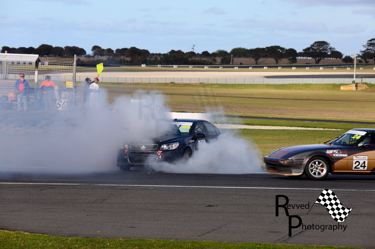 Revved Photography tweet media