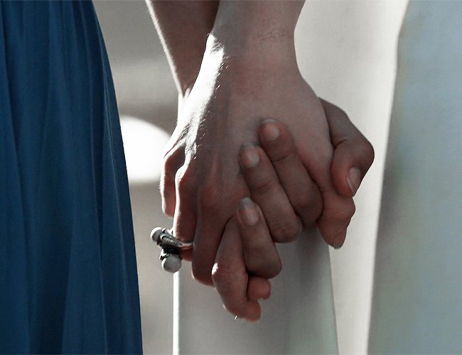 odairannies's tweet photo. "stay with me. never betray me"
"never"

missandei wasn't just dany's most trusted adviser, she was her closest, dearest friend who believed in her with all her heart, who chose to stay with her even though she could've sailed home years ago. it all really breaks my heart https://t.co/9oVbEBw5JE