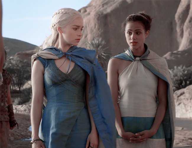 odairannies's tweet photo. "stay with me. never betray me"
"never"

missandei wasn't just dany's most trusted adviser, she was her closest, dearest friend who believed in her with all her heart, who chose to stay with her even though she could've sailed home years ago. it all really breaks my heart https://t.co/9oVbEBw5JE