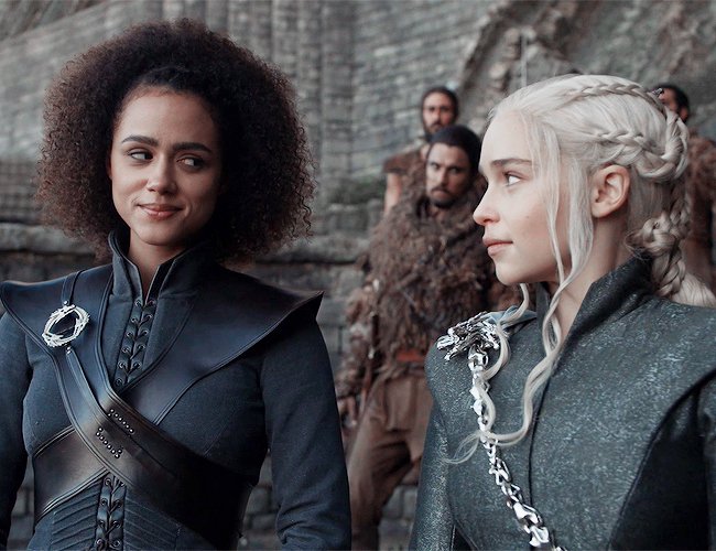 odairannies's tweet photo. "stay with me. never betray me"
"never"

missandei wasn't just dany's most trusted adviser, she was her closest, dearest friend who believed in her with all her heart, who chose to stay with her even though she could've sailed home years ago. it all really breaks my heart https://t.co/9oVbEBw5JE