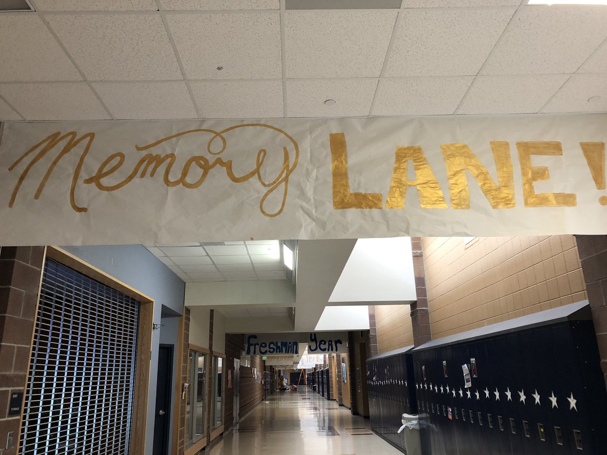 LegendStuGov's tweet photo. Hey seniors! Your final week of high school begins tomorrow! It’s all about the memories in Senior Hall! Make sure to write your favorite memory and sign out of high school on the windows! #makethemomentscount https://t.co/hBfoe1zNXv