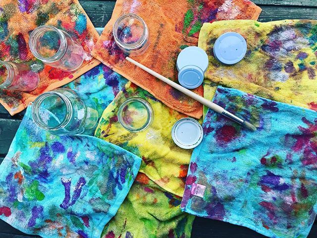 Re_cycle_Style's tweet photo. 新たな年号令和らしいGW.. Little work shop during long bank holiday in new era “Reina” at home with my lovely nephews and nieces.
#workshop#reiwa#newera#art#decoration #ecobag#ワークショップ＃エコバック＃アート#ゴールデンウィーク#日本#home#エコ#家族 https://t.co/ju6QLiCzkh https://t.co/bwgovcFXrR