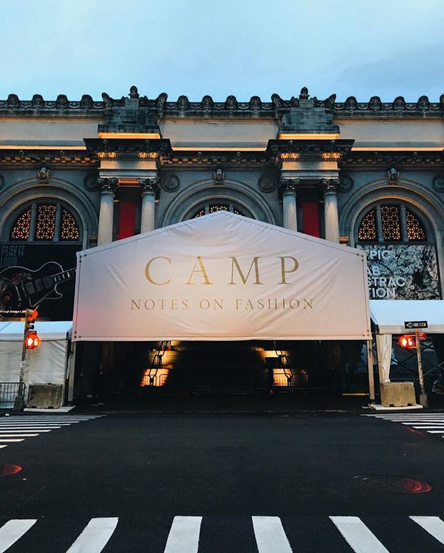 #MatGala2019 - are you ready?
'Camp: Notes on Fashion'. The theme is inspired by Susan Sontag's 1964 essay 'Notes on 'Camp', which is widely credited to have introduced the notion of 'Camp' to the mainstream.
.
.
.
📸 @channycraven bit.ly/2WqLR0T