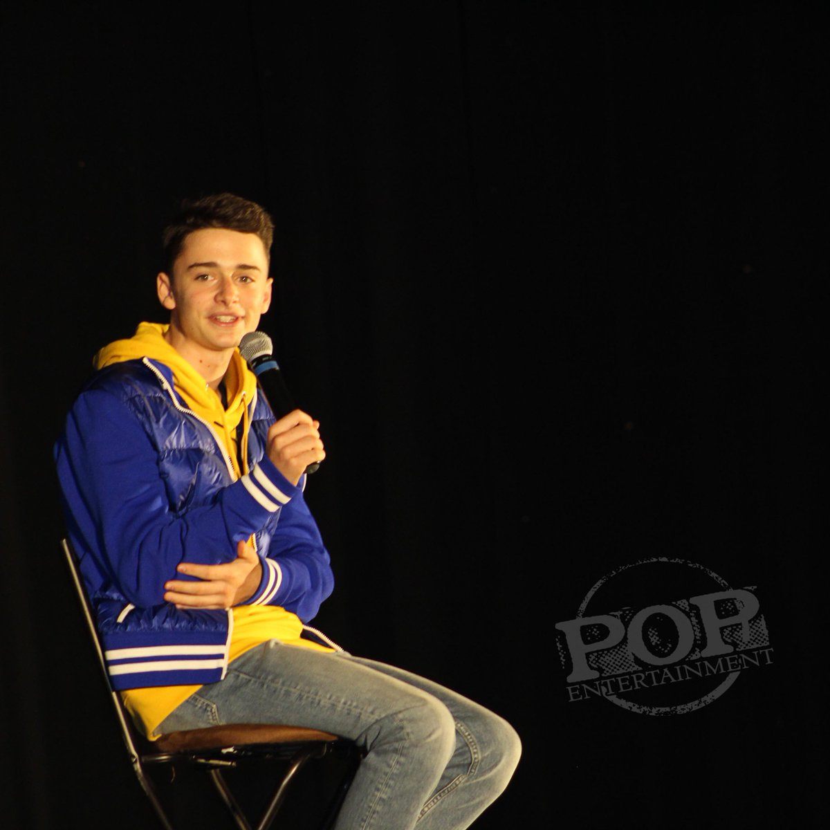 PopEntCom's tweet photo. We loved seeing @noah_schnapp at his Q&A today at #StrangerConNJ - Stay tuned for a feature on an amazing day filled with everything Stranger Things! https://t.co/ukf7xkIufU