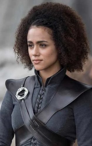 This one vows to scatter Missandei’s ashes to the winds at the beach of Naath, her homeland, so the summer isles may always be blessed by her presence. #RIPMissandei