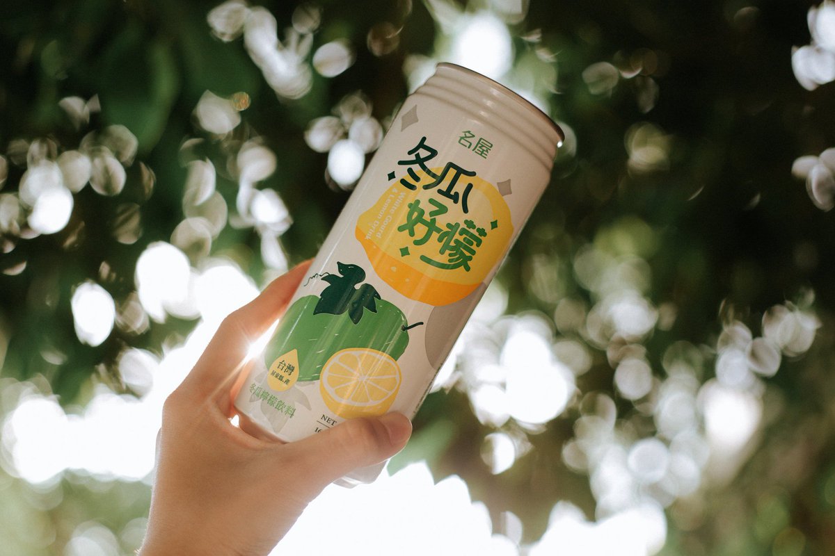 VICTORDESIGN4's tweet photo. -WORK-#package #Design[Famous House]
Life,need to be unique
The White Gourd&amp;Lemon Drink continue the concept “Give your life more flavor”,with bright and vivid layout design,present to the drink with sour and sweet taste
victor:https://t.co/vJFD9sF0Ut
FB:https://t.co/sjwUZhdpsA https://t.co/75ZwCmE5fO