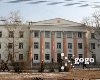 Өмнө нь ёстой анзаардаггүй байж. Үндсэндээ бол нэг зурагаар баригдсан барилгуудсанж... :-)