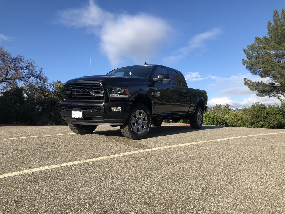 _Cody_C__'s tweet photo. Got a new truck if anyone cares https://t.co/dQF8egklX1