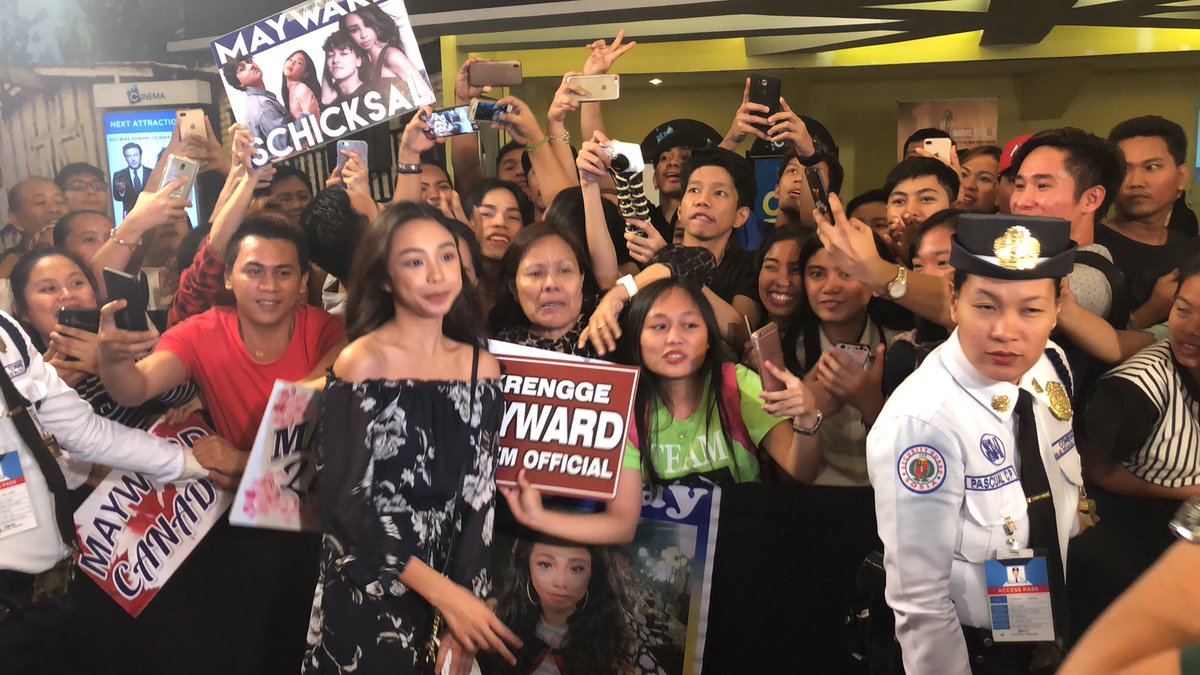 _Barbieliciouss's tweet photo. Happy Birthday @maymayentrata07 🎁🍰🎈(photos during premiere night of Edward’s movie with Bea and Aga) #MayWard #Ble22edBirthdayMAYMAY https://t.co/wsH3jIQRwA