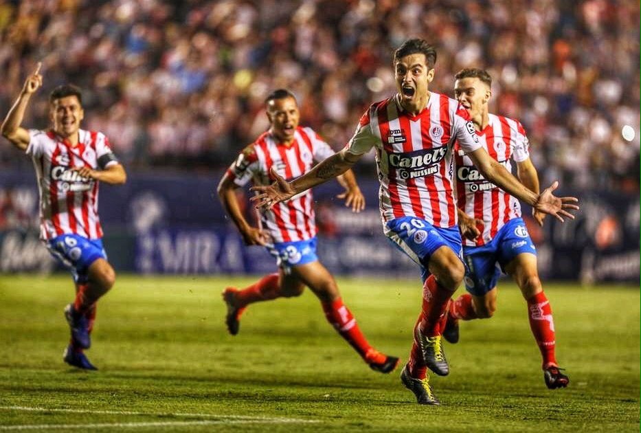 KevinBalbuena29's tweet photo. Atlético San Luis subirá a la Primera División como bicampeón del Ascenso MX. 

Los potosinos son el cuarto club en conseguirlo:

➡️ (1997) Tigres 
➡️ (2000) Irapuato 
➡️ (2010) Necaxa 
➡️ (2019) Atlético San Luis

¡DE PRIMERA! https://t.co/n6Cvhipx3o