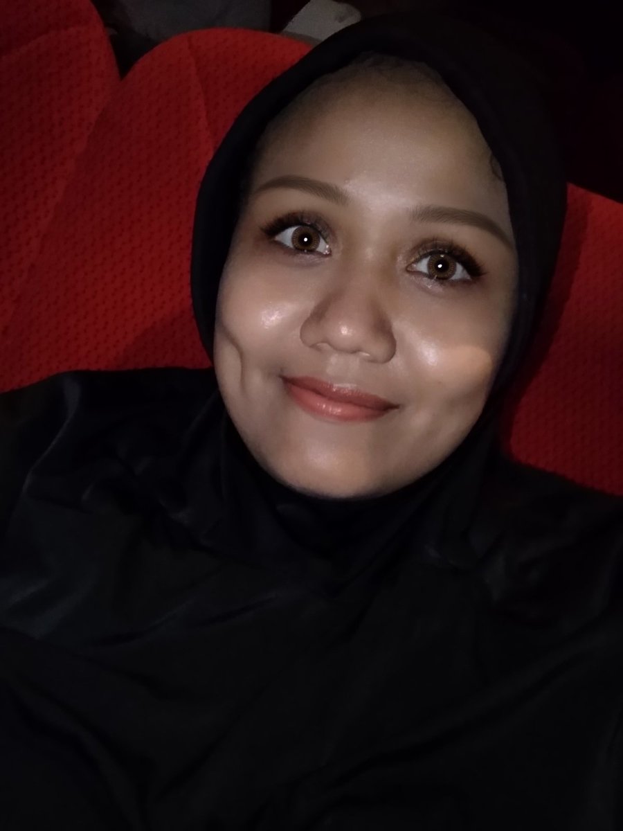 mynury's tweet photo. Akhirnyaa.....nonton #Avengers #latepost https://t.co/VlG6DKqd6d