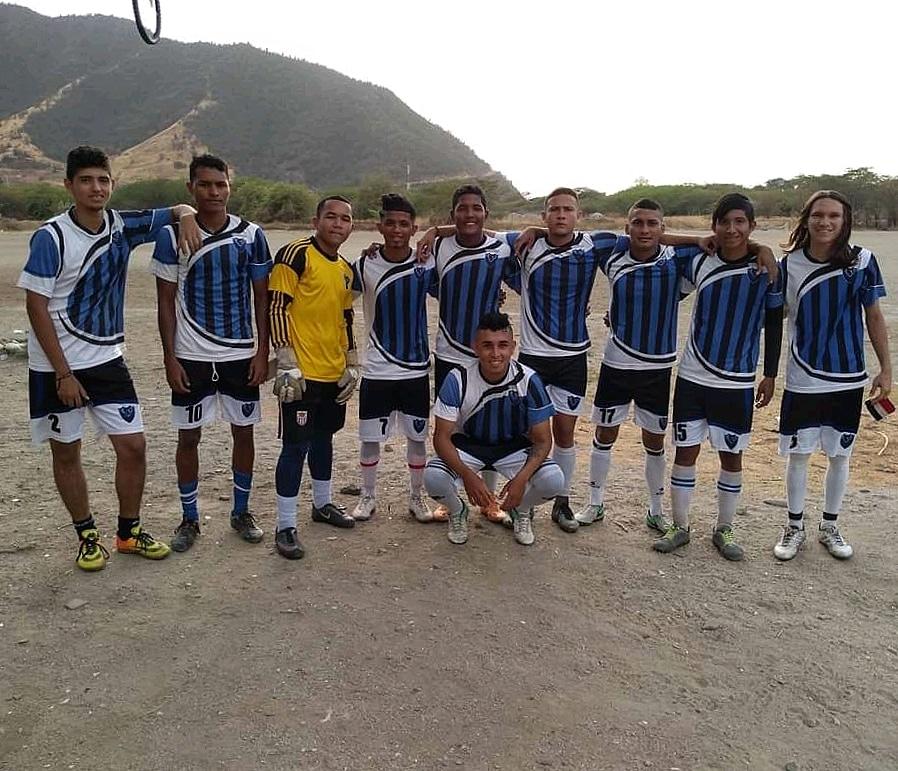 #cd_costanord Avanzando cada día más. Categoría primera 🔵⚫⚽