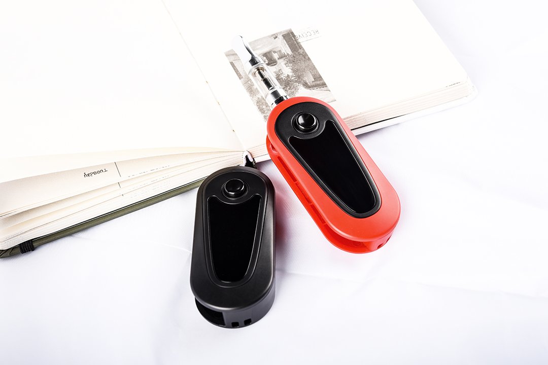 Click features a cartridge system, which works with convenient cartridges of 11.5mm or less, that are easily attached delivering the finest mouth to lung hits. Grab yours at hubs.ly/H0hKFWC0
.
.
#weepor #click #vaporizer #vape #vapelife #vapeon #vapenation