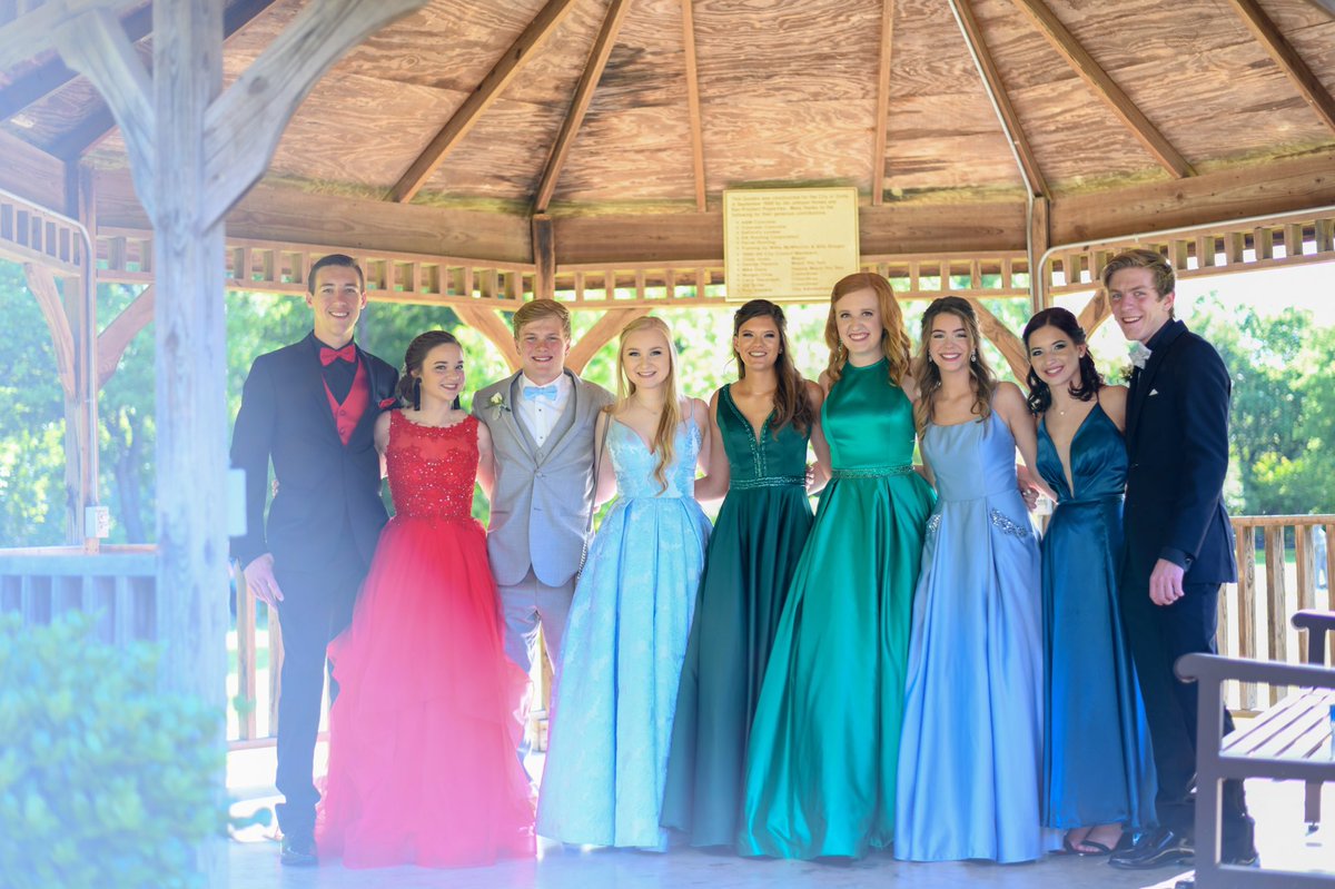 ChristiSpenrath's tweet photo. It was my JOY to be able to capture prom for you @Creed12900  Seems just like yesterday I was doing this for Caleb <3 IN A BLINK.... All my love forever &amp; always! XO - Mom https://t.co/YMINwlnWou