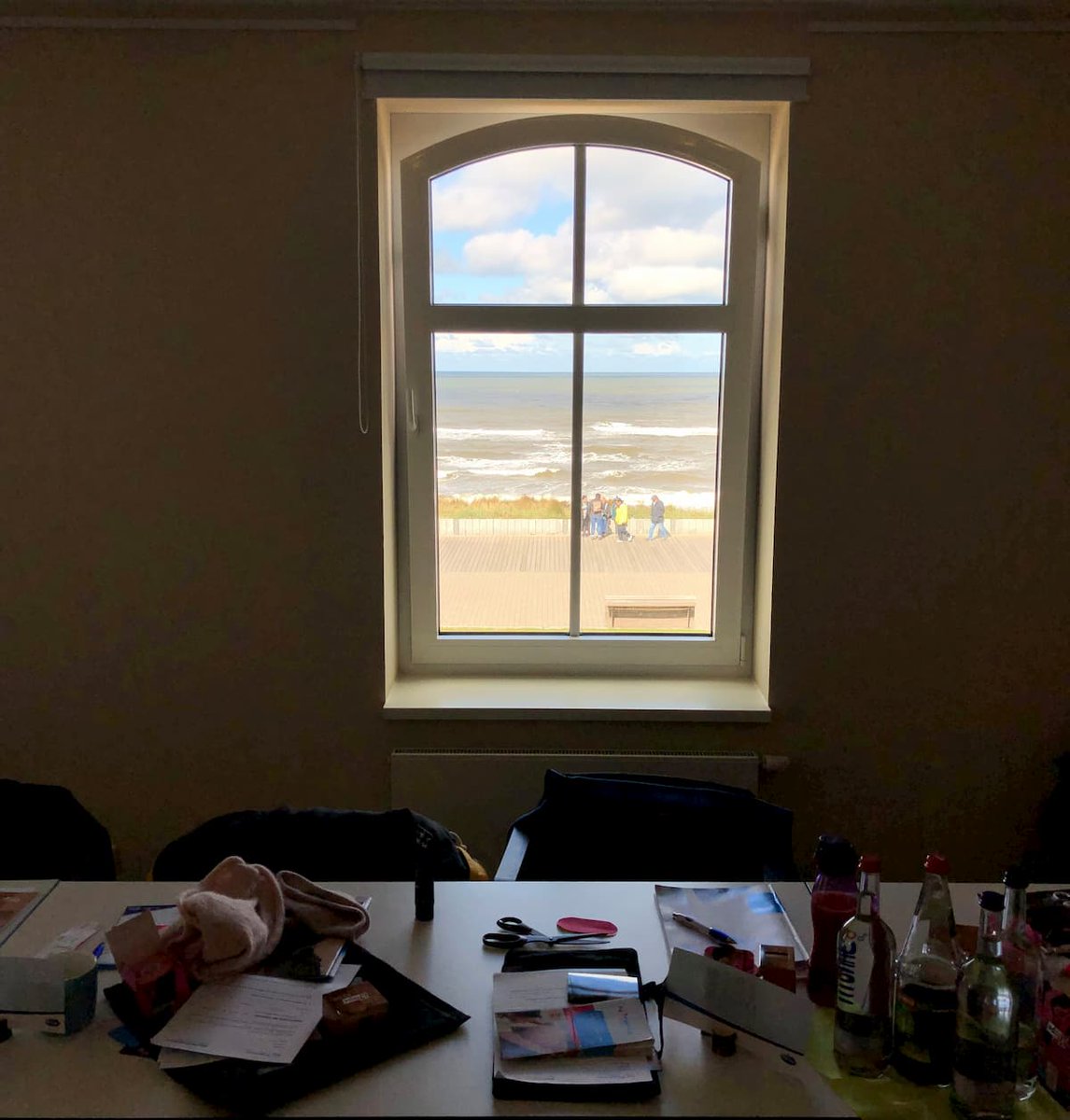 Bei diesem Ausblick aus dem Kursraum war es natürlich noch viel schöner den K-Taping Gyn Kurs durchzuführen. 

k-tape.com/german/blog/bu…
#biviax #ktape #bübchen #buebchen #sylt #summerschool