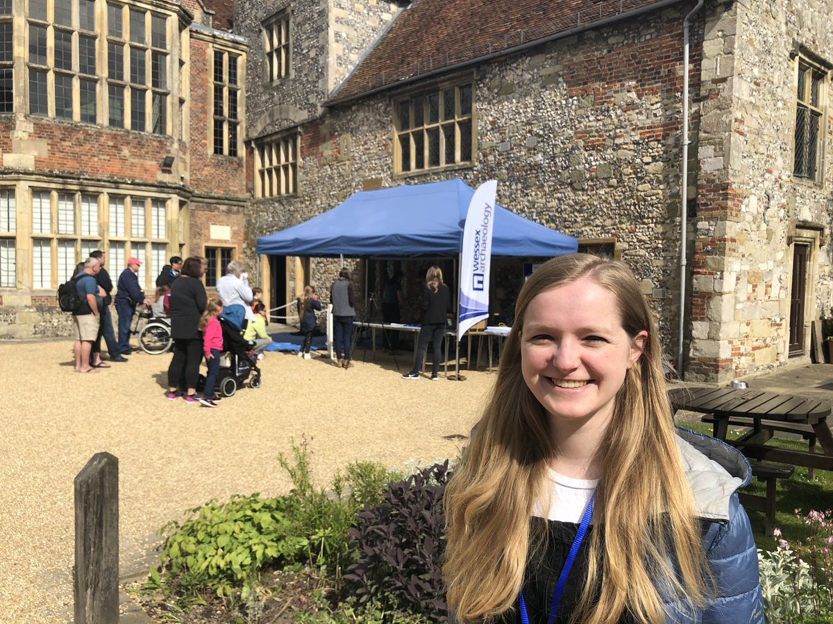 SalisburyMuseum's tweet photo. Morning! #PhilsDig has started and today our Twitter feed is being taken over by Georgie, who will be reporting throughout the day @wessexarch @HeritageFundUK @ace_national @VisitWiltshire https://t.co/ItF0dG2AhX