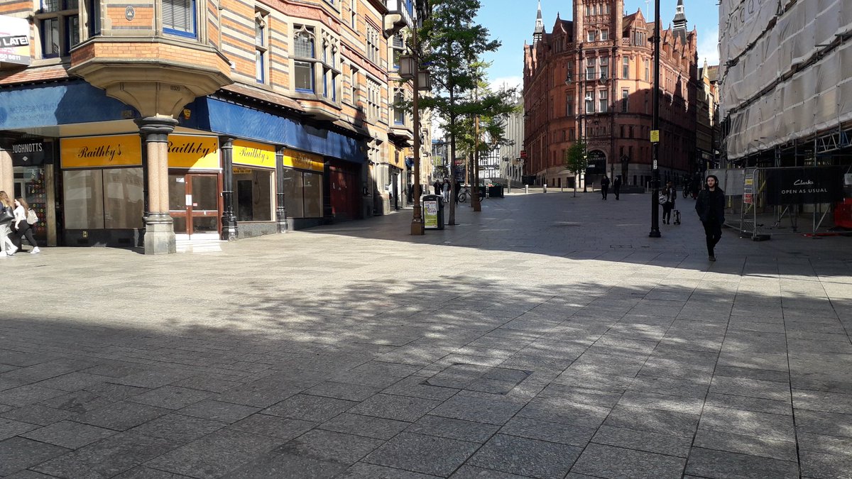 RealmPublic's tweet photo. 1st thing Bank Holiday Monday and its Great to see the City Centre Clean and ready for another busy day.
Well done team π
@centre_team #CleanNottingham @MyNottingham https://t.co/Ti4nnaPxMW