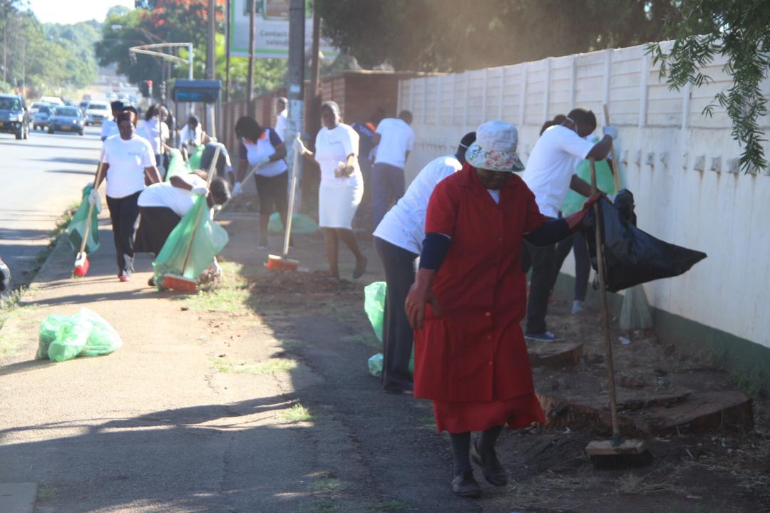 Friday the 3rd of May was #NationalCleanUpDay We played our part as @zim_call in partnership with @MarketersZim to #KeepZimbabweClean