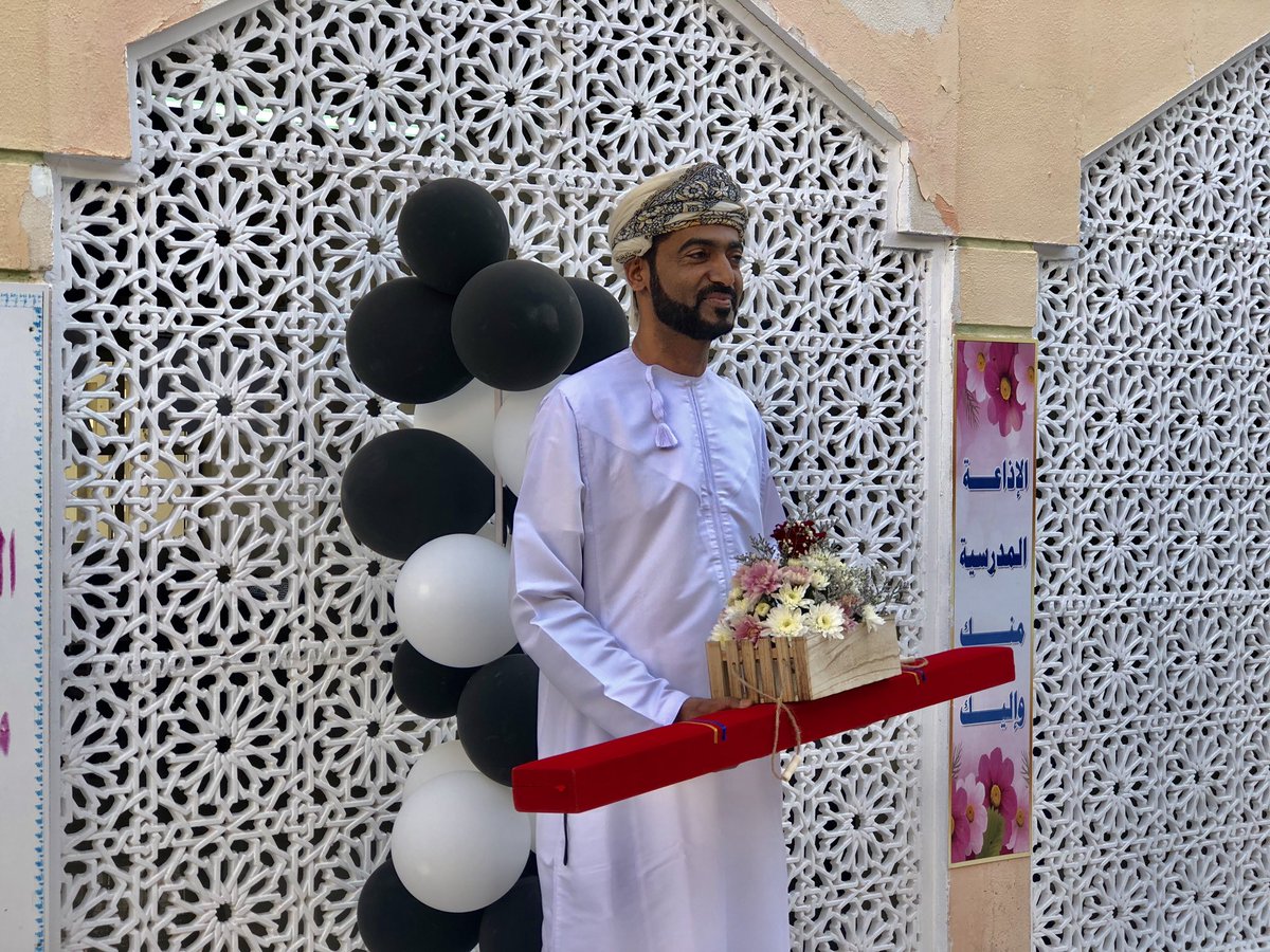 المشرف التربوي قائد التغيير والتطوير في الميدان التربوي وهو بلا شك من أهم عناصر تطوير العملية التربوية إن لم يكن أهمها على الاطلاق من هنا يسر #سليفنا اكريم أ.حمد السكيتي لجهوده البارزة والجبارة في العملية التعليمية وتواصله المستمر في متابعة برامج وفعاليات المجال الثاني