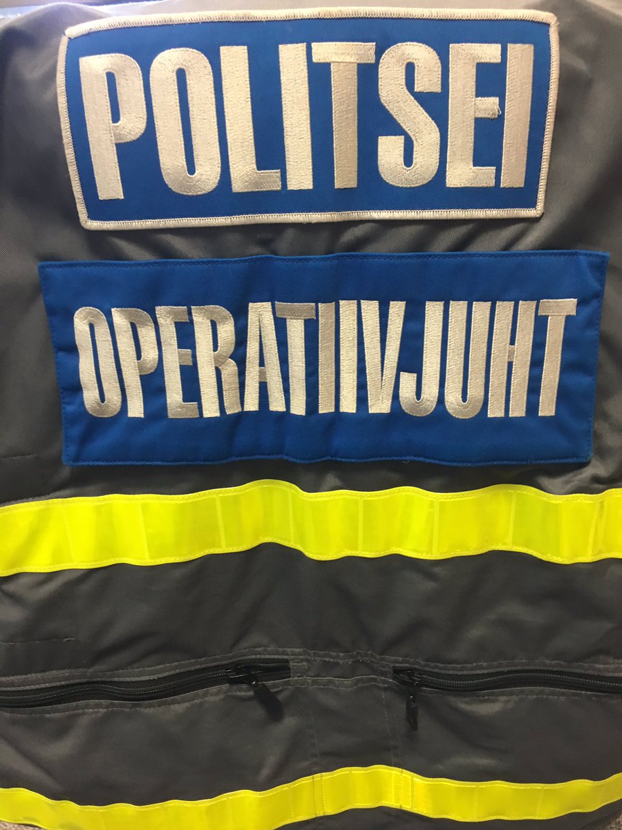 IvoUtsar's tweet photo. See nädal alustan #operatiivjuhi valvet. Rahulikku ja turvalist nädalat kõigilie. #politsei #opjuht #turvalisus https://t.co/4ymFtL1CEW