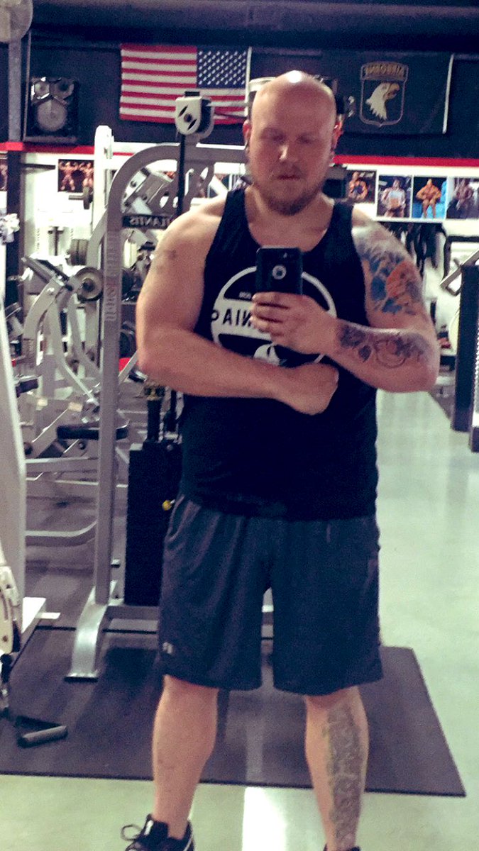 KiteRobo's tweet photo. Pump baby pump #itsallaboutthepump #strongerthanyesterday https://t.co/r7SiDnSDD7