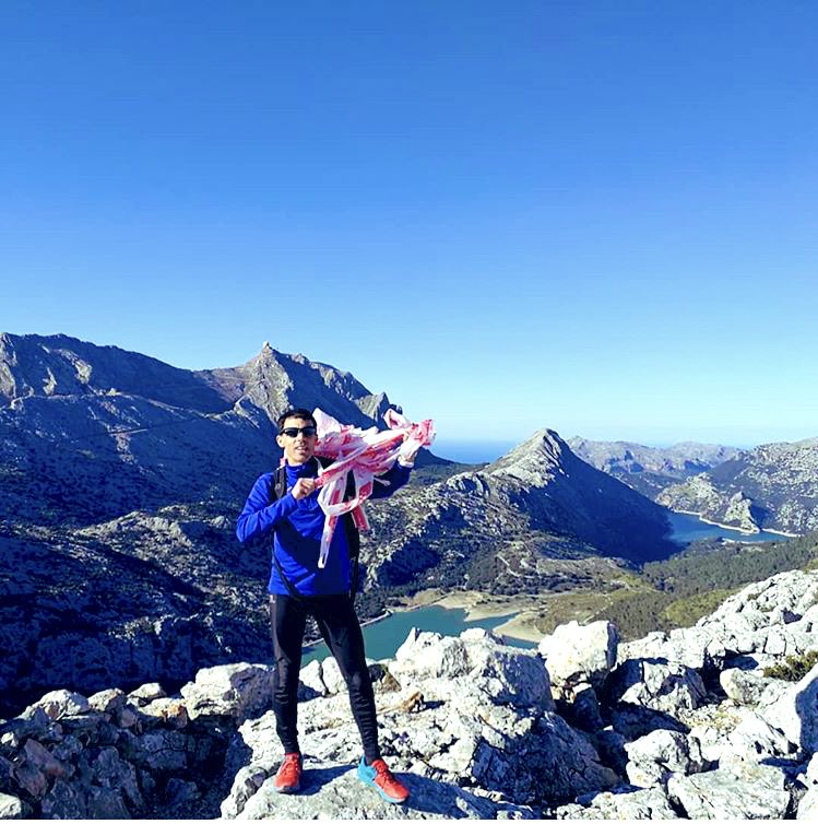 Inmensament feliç d’aquest cap de setmana de muntanya a Sóller, però sense entendre encara com una federació i 7cubs poden promoure el Boicot i la No participació en una cursa: ón es l’ètica i els valors de l’esport? ....BonDia a Tots