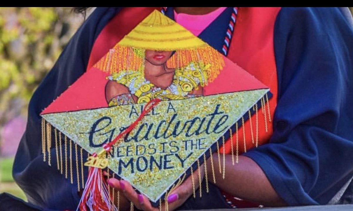 gee_notg's tweet photo. I was born to flex 💪🏽 

it’s all about the details 😉

@iamcardib inspired my grad cap of course 😩 https://t.co/Iw3fRqbNq6