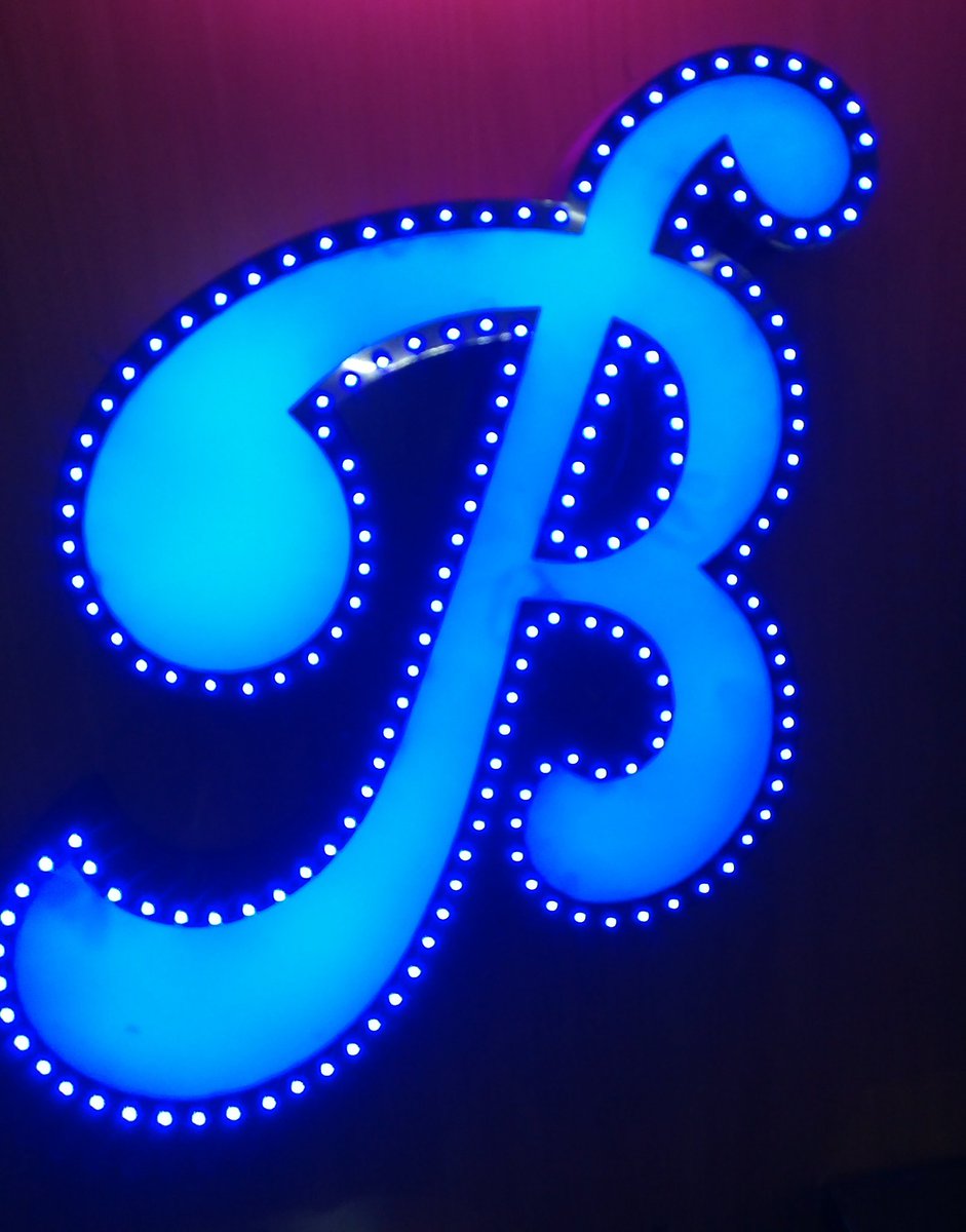 AdssDharshan's tweet photo. Dot LED Cup Letter signage 
Recent time #Trending signages 
For more info cal us @9940042606
#LED #signages #signboard #dotled
#cupletter #acrylic #lightingdesign
#letter #glowing https://t.co/6dia4NBpzV