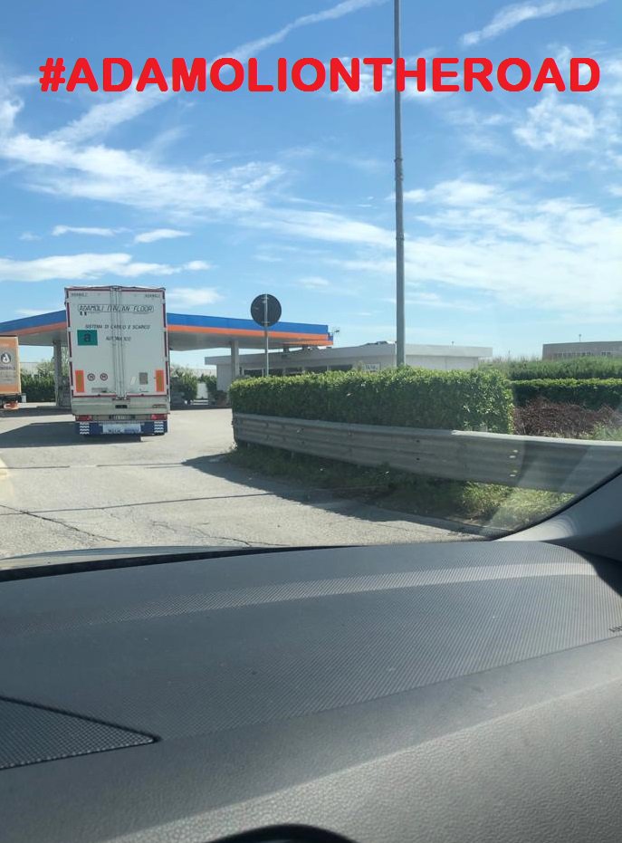 youadamoli's tweet photo. #Adamoliontheroad 🚛
Inviateci le foto 📷 dei nostri #semirimorchi #Adamoli, orgogliosi di ricondividerle con Voi 😍

#madeinItaly #movingfloor https://t.co/raSnovt9Dg