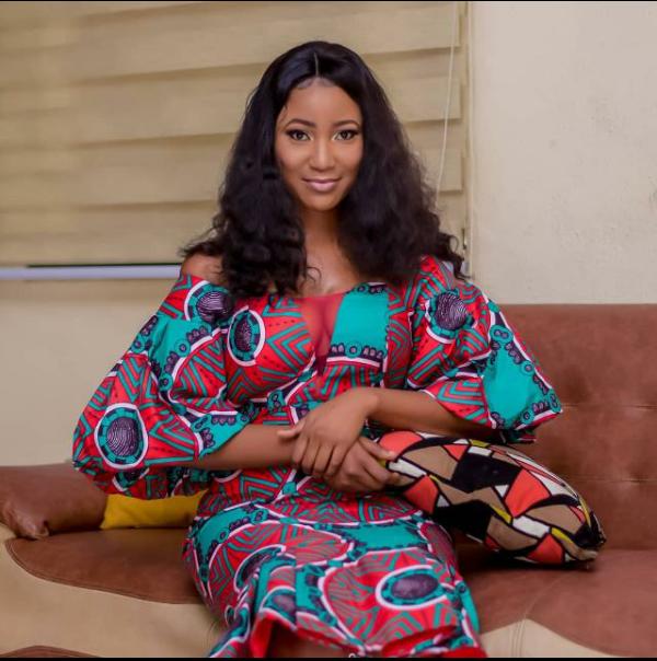 _MzJayde's tweet photo. I was referred by somebody to sew for her. See the dress😍😍. She looks stunning😍😍 https://t.co/E4NasnAcDg