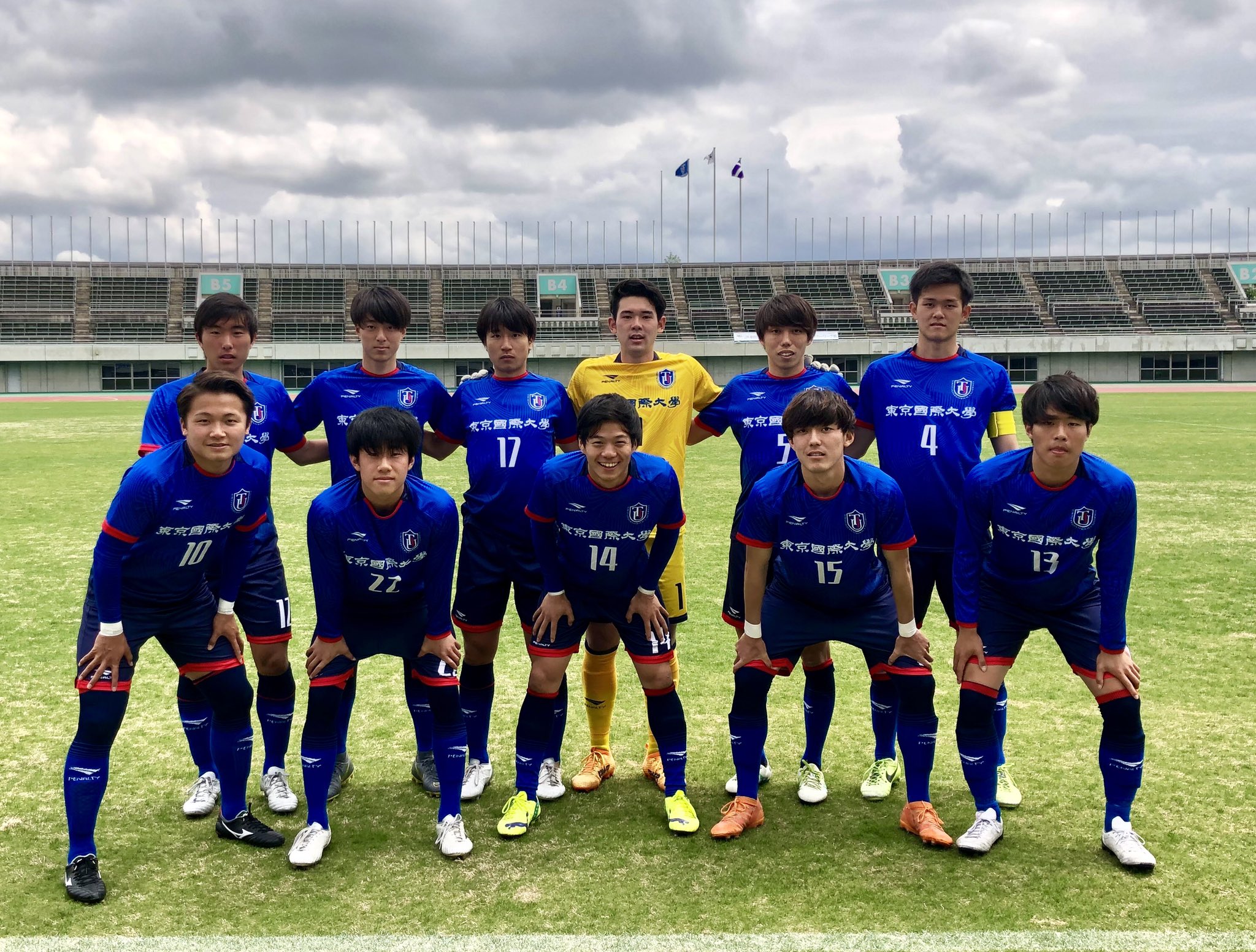 東京国際大学サッカー ピステ- 東京国際大学サッカー ピステ-